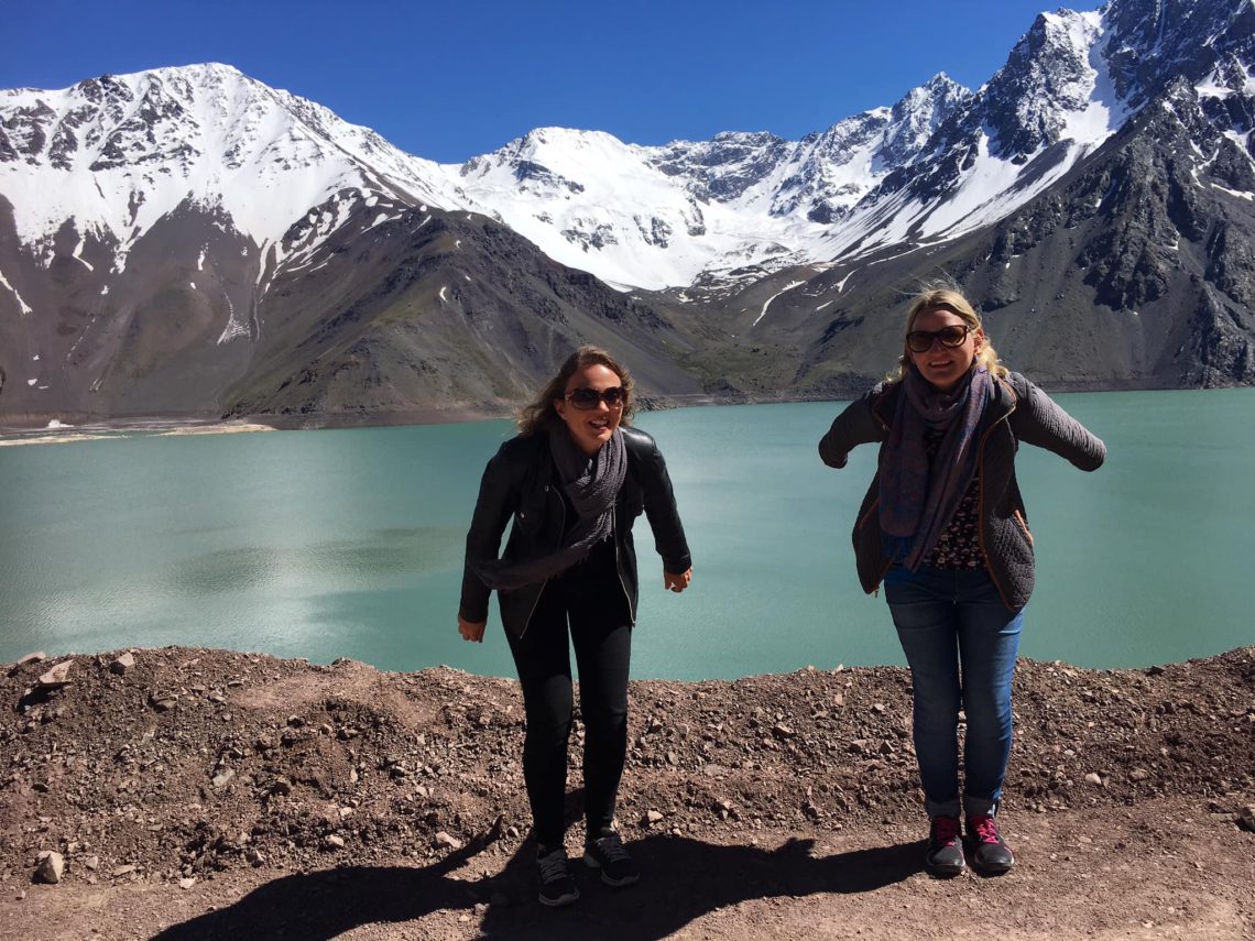 ana and josie em embase del yeso